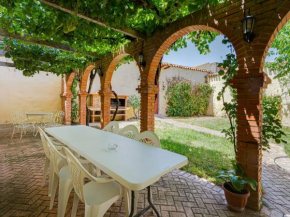 Inviting Mansion in Pozo Lorente with Public Swimming Pool